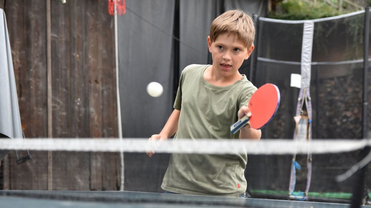 Tischtennis und Trampolin Tischtennis und Trampolin